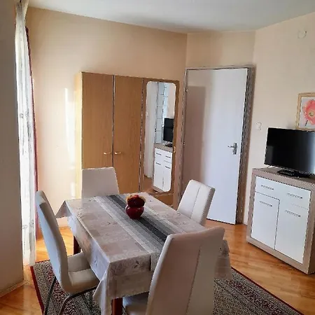 Apartament Arany